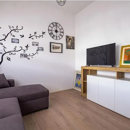 Affittichiari A Apartment *